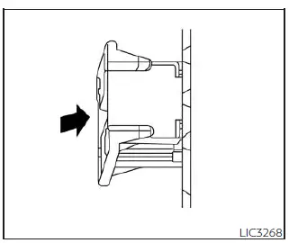 Nissan Pathfinder - Commutateur d'entreposage prolongé