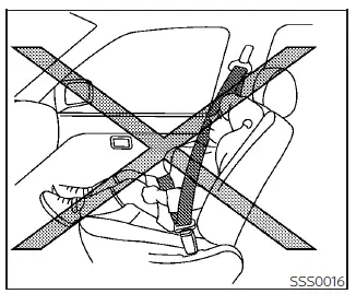 Nissan Pathfinder - Précautions concernant l'utilisation des ceintures de sécurité
